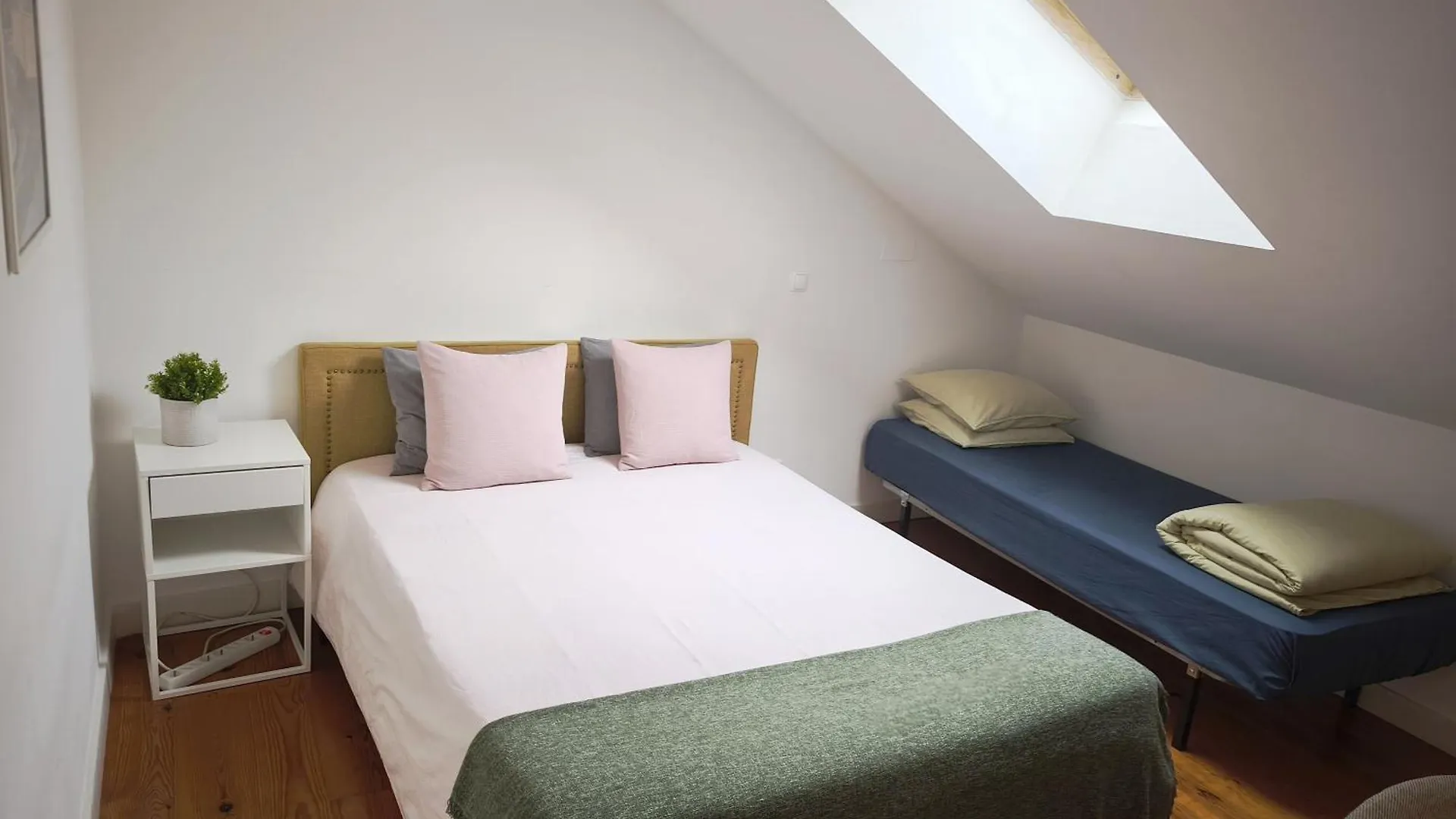 Rooms In Lisbon'S Bairro Alto In Shared Accommodation Portugal